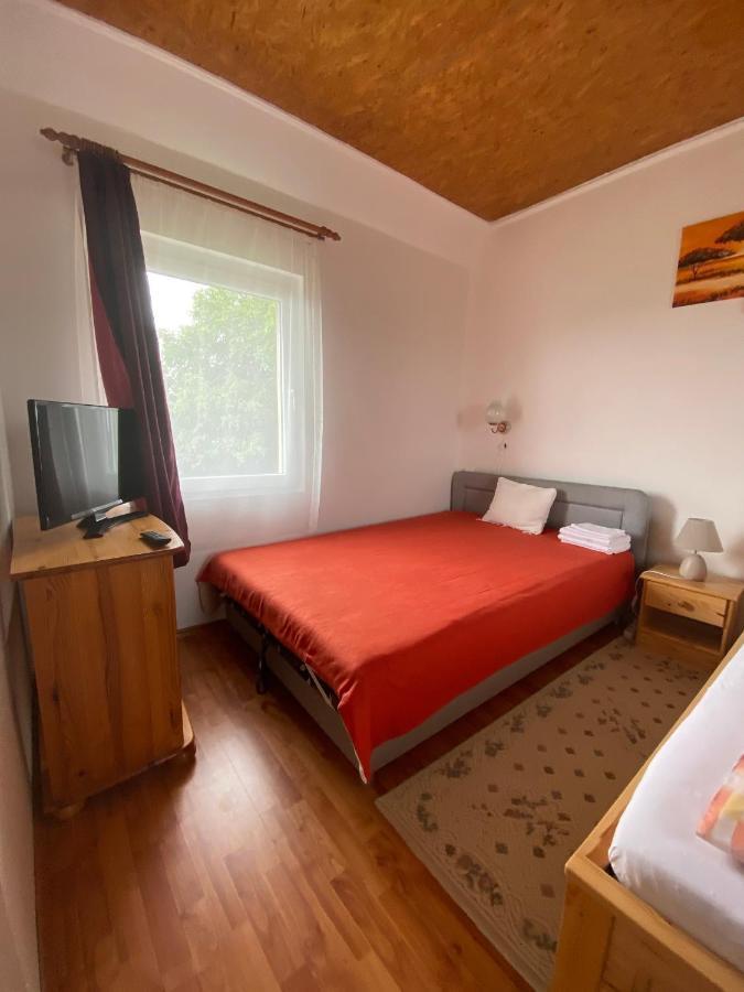 Feher Szolo Vendeghaz Sátoraljaújhely Buitenkant foto